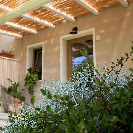 Acquamaris Tuerredda Bed & Breakfast Теулада Екстериор снимка